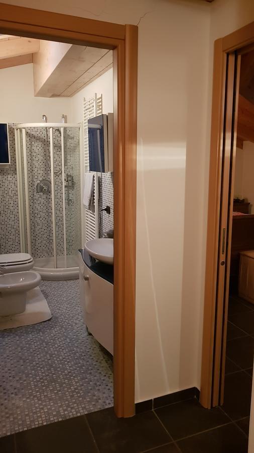 B&B Benessere La Casa Nera Breno Extérieur photo